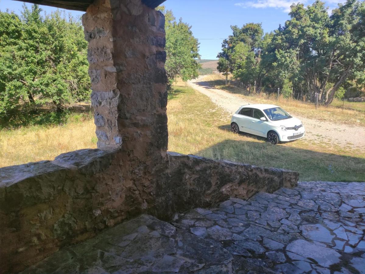 Gite De Navacelles Blandas Bagian luar foto