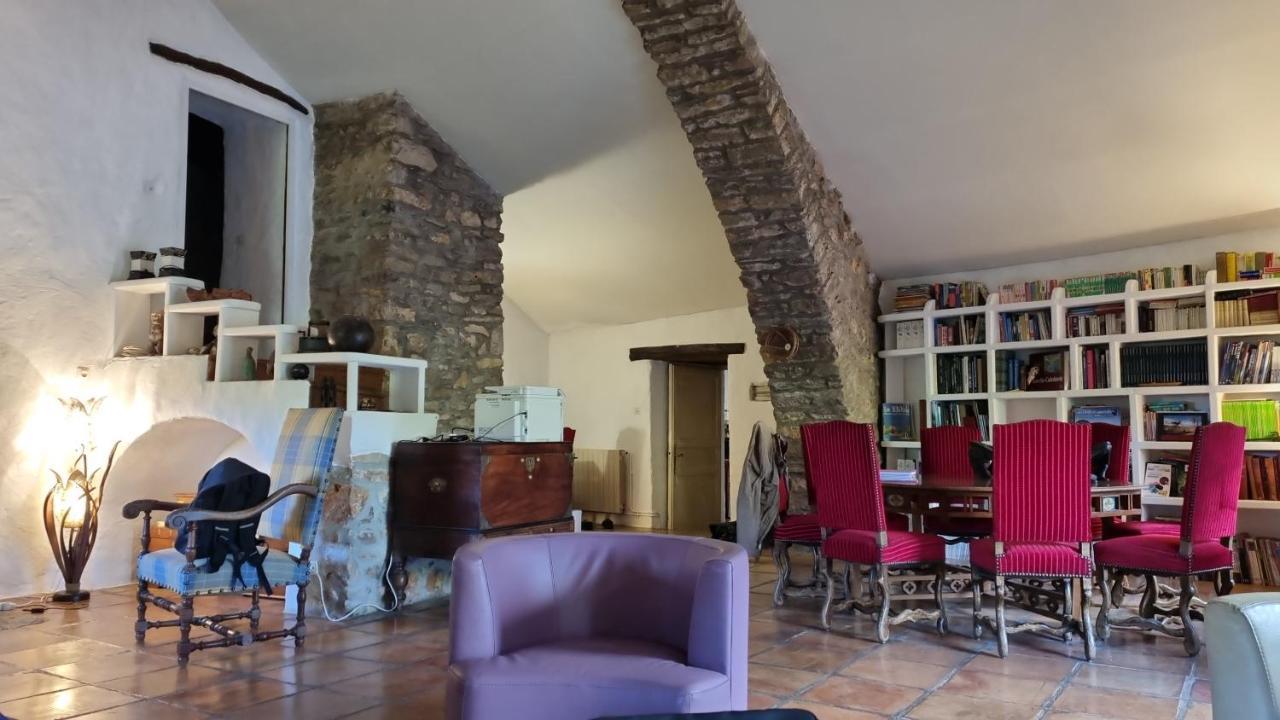 Gite De Navacelles Blandas Bagian luar foto
